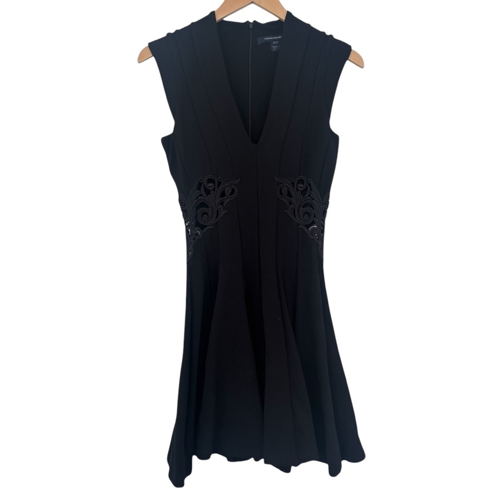 FRENCH CONNECTION Marie Embroidered Cut-Out  Dress, size 6 - Picture 9 of 10